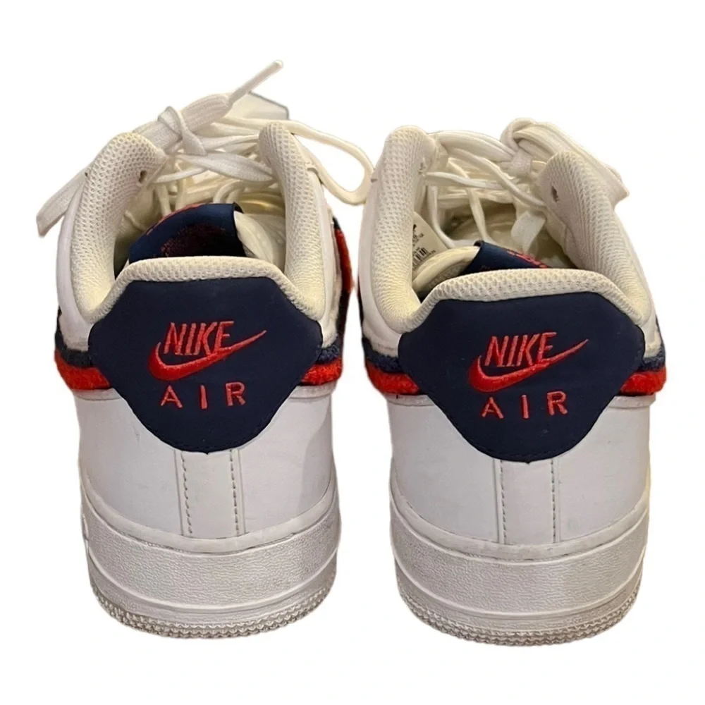 Nike Air Force 1 07 LV8 Chenille Swoosh Size 8